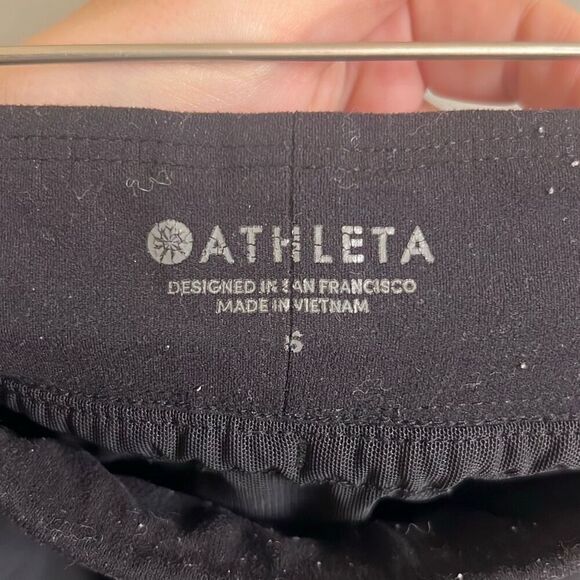 ✨ATHLETA BLACK ATTITUDE SZ 6 PANTS✨ - Picture 5 of 6